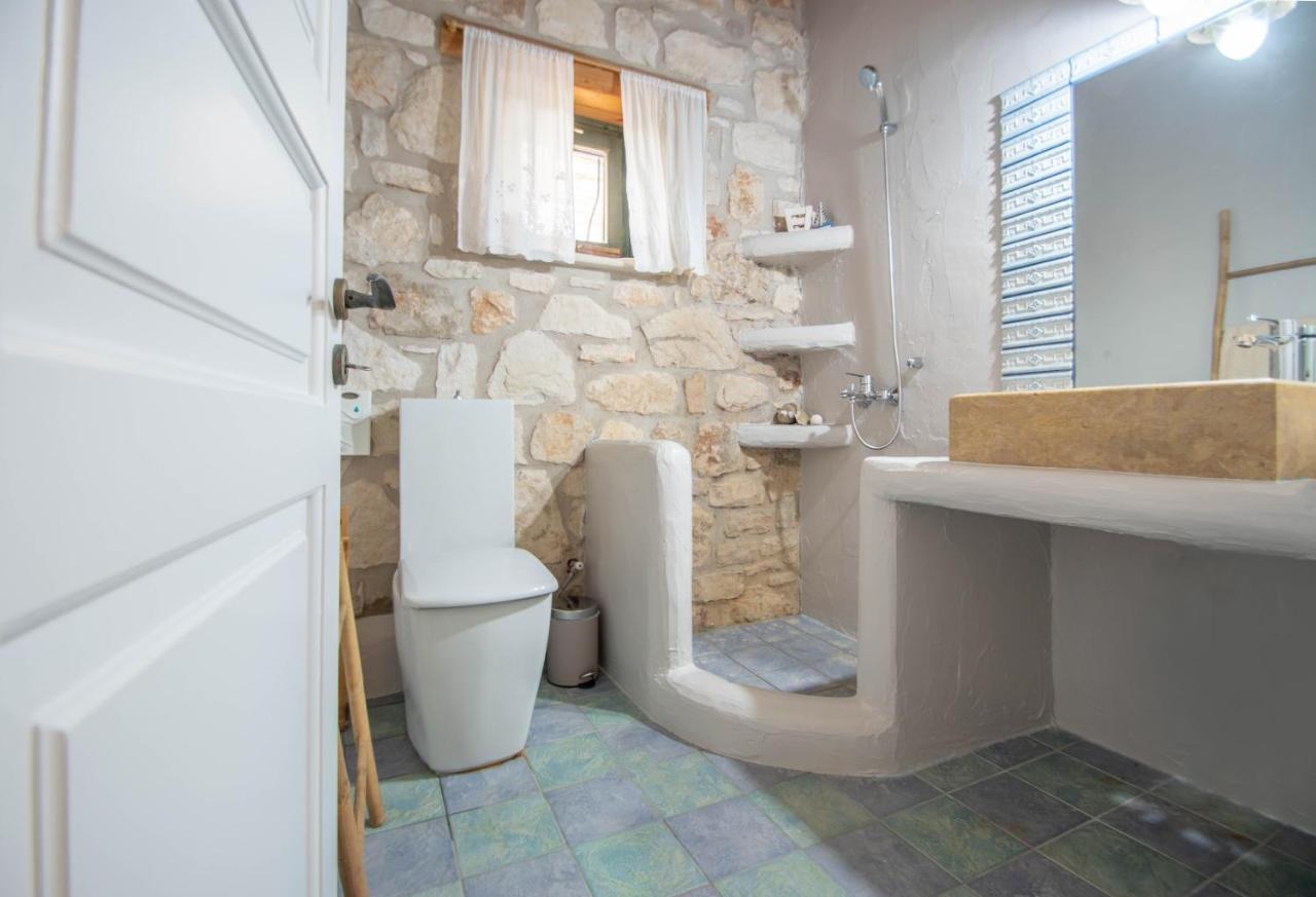 Villa Valory's House - The Stone House *